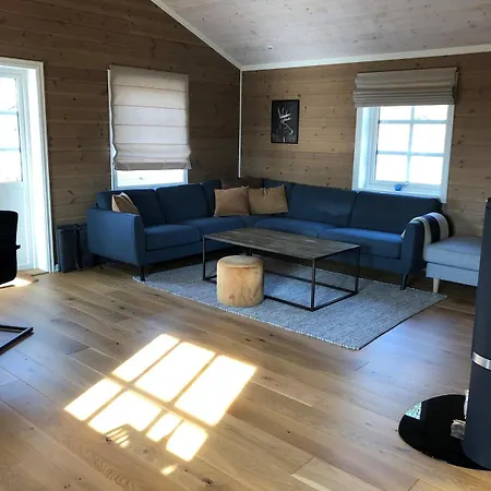Feriehus Flott Familiehytte Til Leie Budor *
