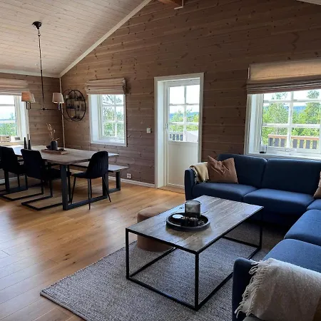 Feriehus Flott Familiehytte Til Leie Budor