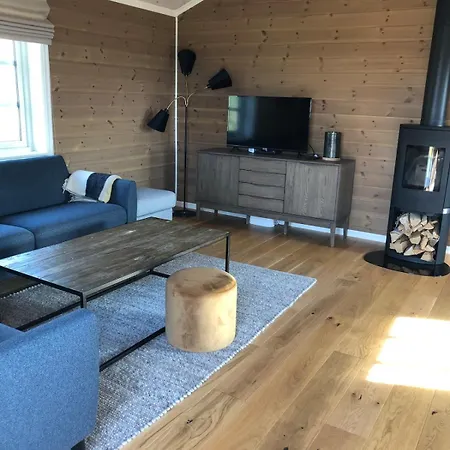 Feriehus Flott Familiehytte Til Leie Budor *