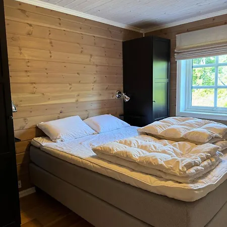 Flott Familiehytte Til Leie Budor Feriehus Loten